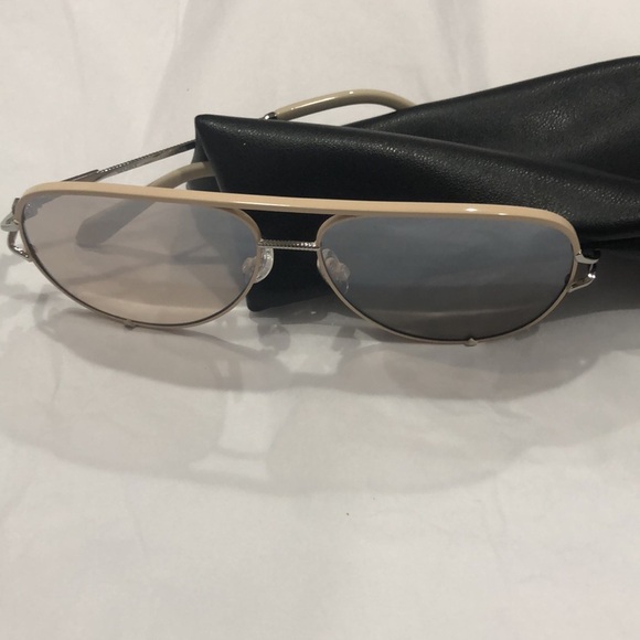 Quay Women's High Key Twist Silver Champagne Flash Aviator Sunglasses new - Picture 4 of 12